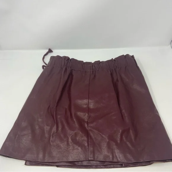 Vegan Leather Maroon Skirt - Picture 2 of 4